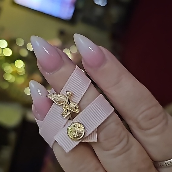 Tory Burch "Love Relentlessly" Ribbon Bracelet + Extras💗 - Picture 3 of 13